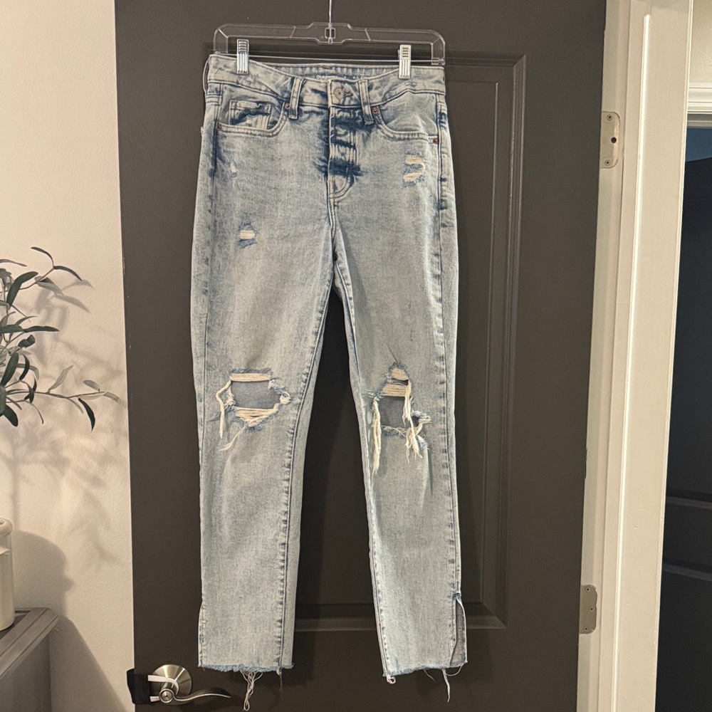 Old Navy Light Blue Distressed Straight Leg Jeans